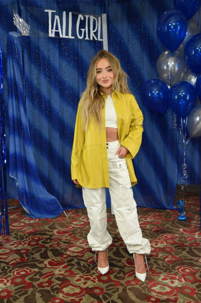Sabrina Carpenter seen at Tall Girl photocall, Los Angeles, USA - 23 Aug 2019 (407×612)