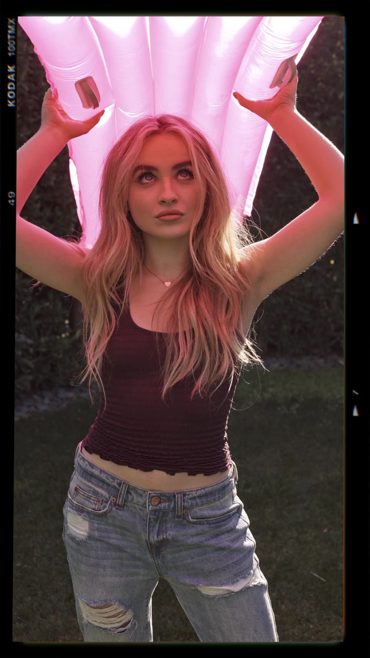 Sabrina Carpenter Social Media