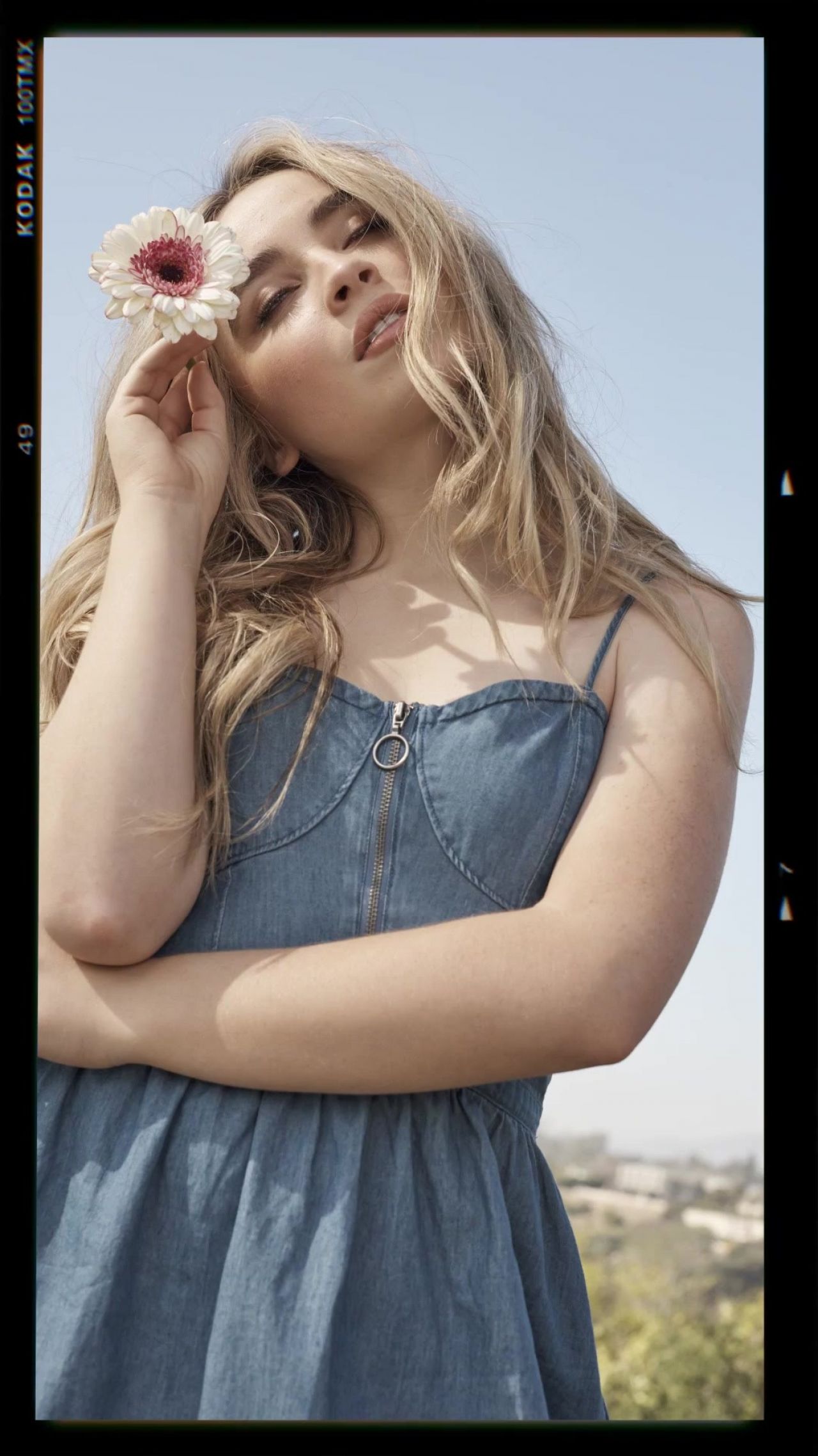 Sabrina Carpenter Social Media
