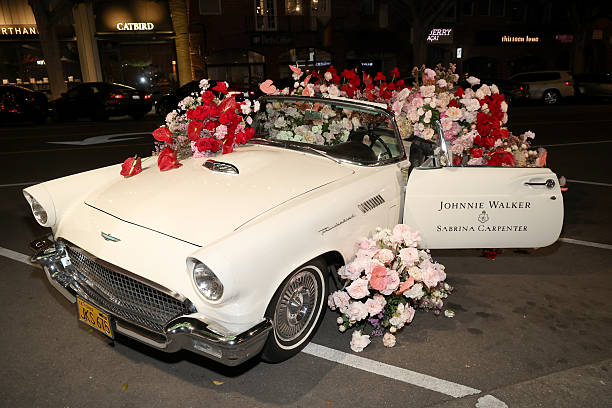 View of atmosphere is pictured pictured ahead of the biggest night in music at Max & Helen’s on January 30, 2026 in Los Angeles, California. Stars were seen sipping on the cocktail of the weekend, the Go Go Highball, created by Johnnie Walker with GRAMMY award-winning partner Sabrina Carpenter. (612×408)
