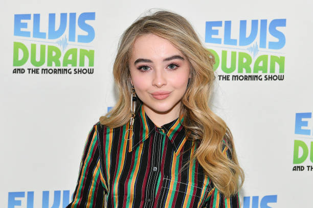 Sabrina Carpenter visits "The Elvis Duran Z100 Morning Show" at Z100 Studio on March 12, 2019 in New York City. (612×408)